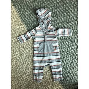 🆕 WOT- Offspring one-piece outfit- Never worn